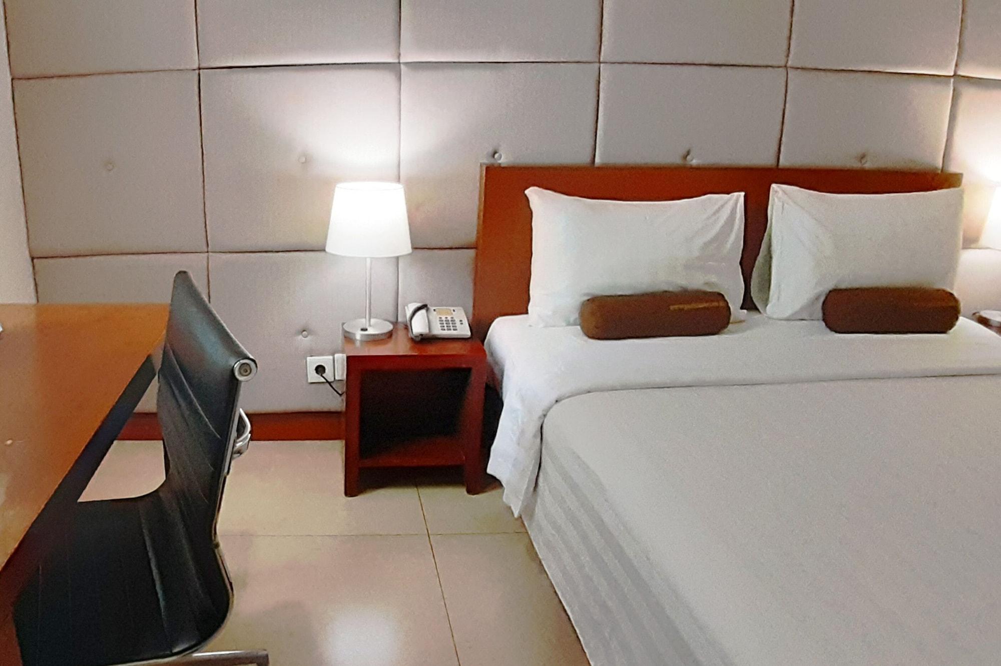 Park Hotel Cawang Yakarta Exterior foto
