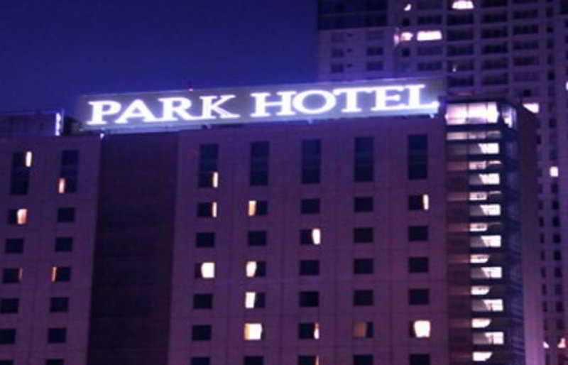 Park Hotel Cawang Yakarta Exterior foto