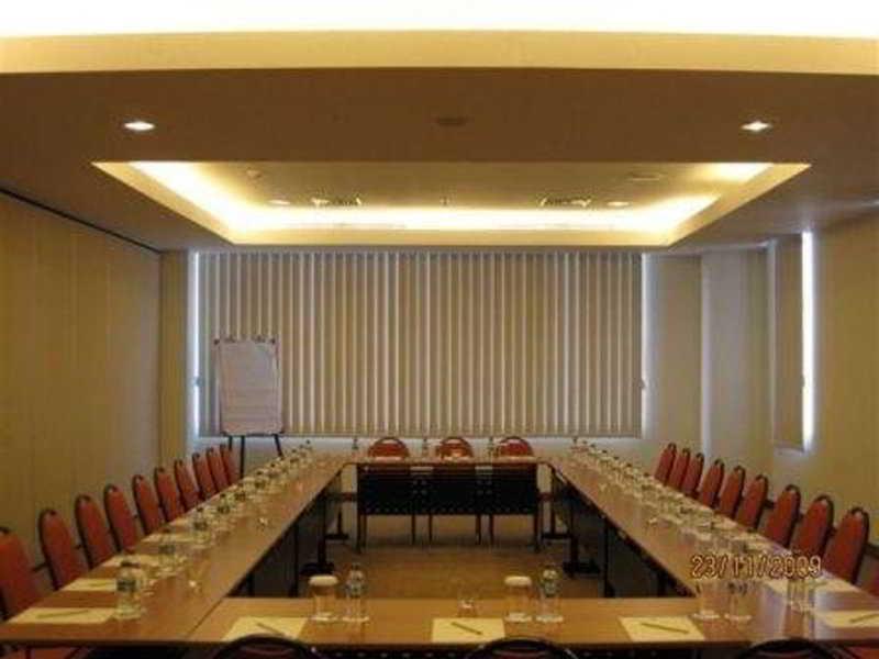 Park Hotel Cawang Yakarta Facilidades foto