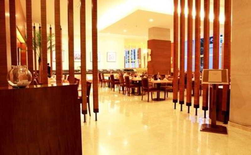 Park Hotel Cawang Yakarta Exterior foto
