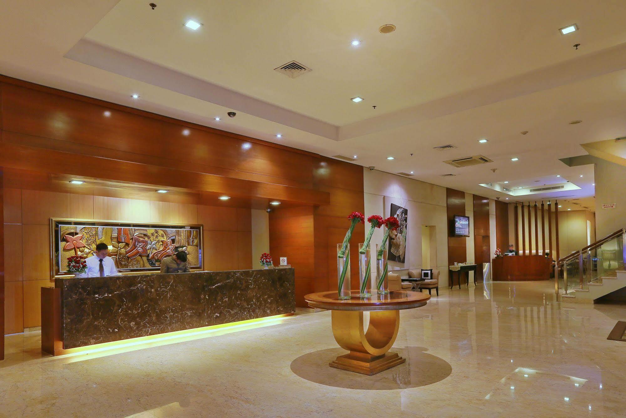 Park Hotel Cawang Yakarta Exterior foto